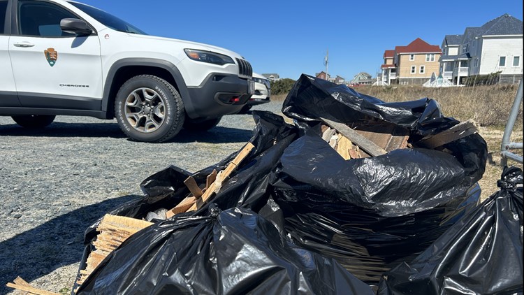 Volunteers needed for cleanup after homes collapse in Rodanthe